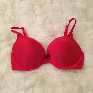 Victoria’s Secret bra